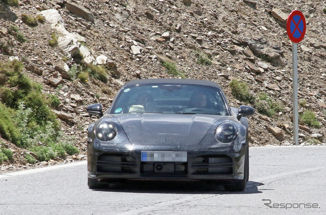 ポルシェ 911 タルガ 改良新型プロトタイプ（スクープ写真）