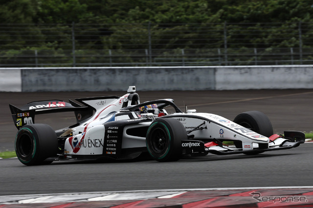 4位の#20 平川亮(ITOCHU ENEX TEAM IMPUL)