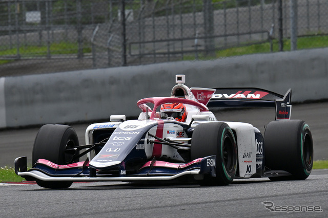 5位の#65 佐藤蓮(TCS NAKAJIMA RACING)