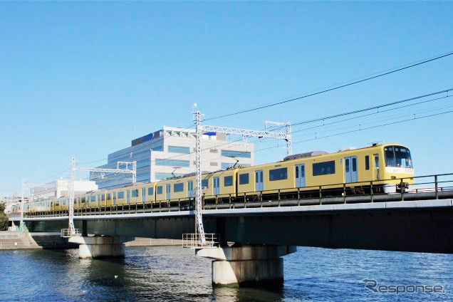 KEIKYU YELLOW HAPPY TRAIN