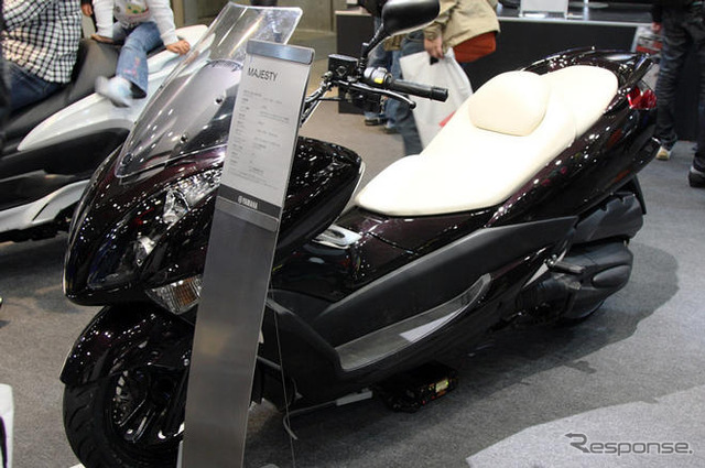 【東京モーターサイクルショー09】ヤマハ…VMAX が人気!