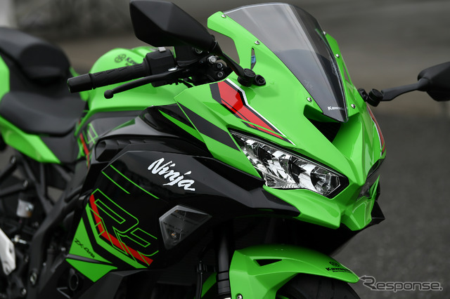 カワサキ Ninja ZX-4RR