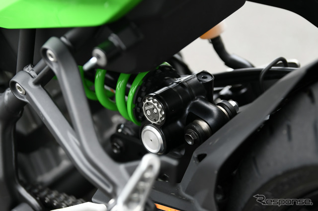 カワサキ Ninja ZX-4RR