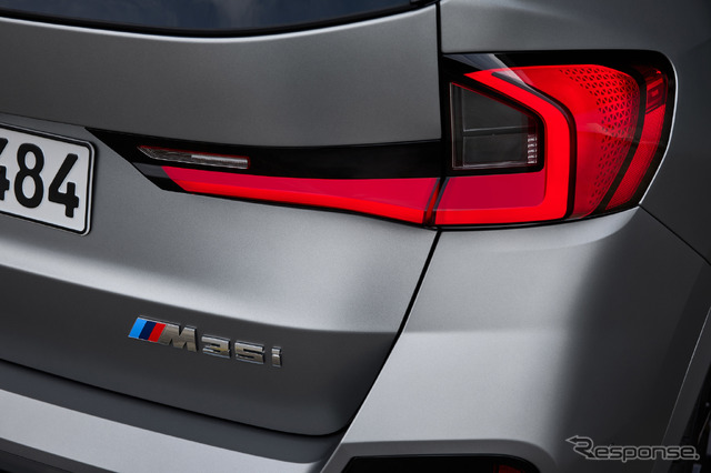 BMW X1 新型の「M35i xDrive」