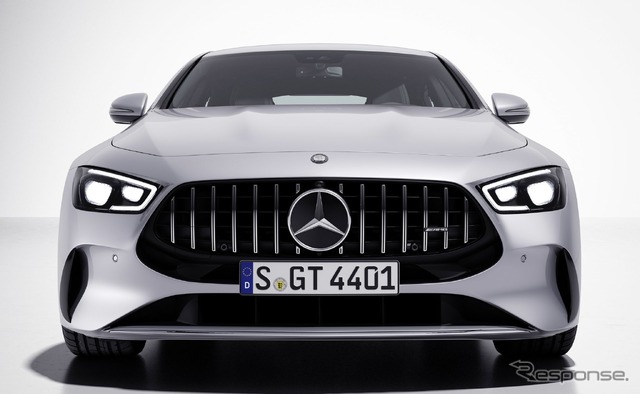 メルセデスAMG GT 4ドアクーペ の改良モデルの「V8エクステリア・スタイリングパッケージ」