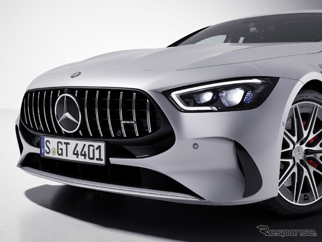 メルセデスAMG GT 4ドアクーペ の改良モデルの「V8エクステリア・スタイリングパッケージ」