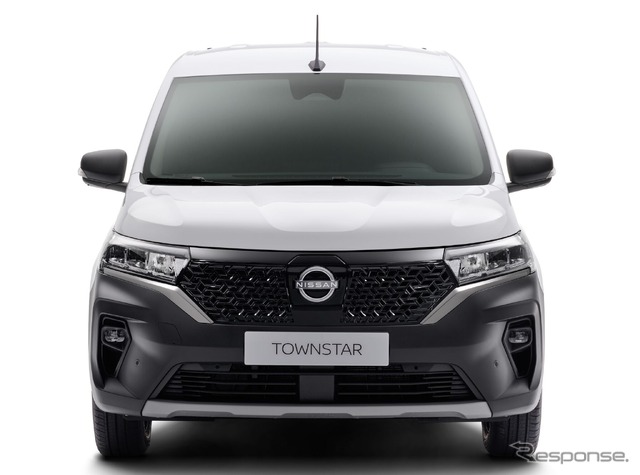 日産 タウンスター EV バン のロングホイールベース