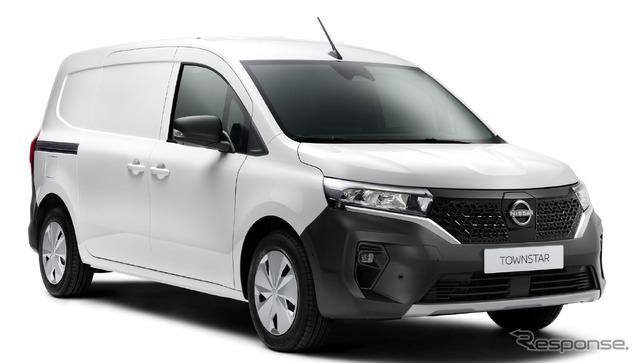 日産 タウンスター EV バン のロングホイールベース