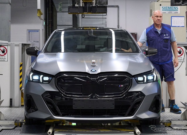 BMW i5 の「M60 xDrive」