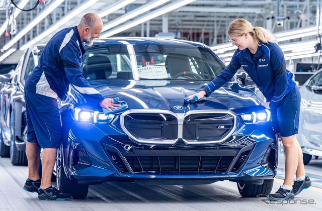 BMW i5 の「M60 xDrive」