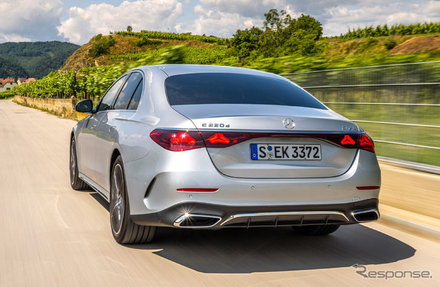 メルセデスベンツ Eクラス 新型(E220d 4MATIC)