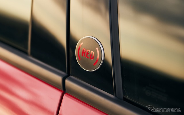 フィアット 600e の「RED」