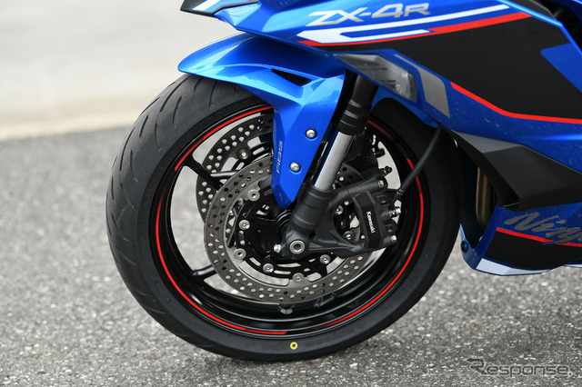 カワサキ Ninja ZX-4R SE