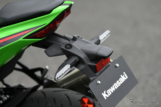カワサキ Ninja ZX-4RR