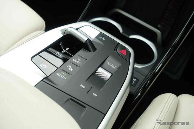 BMW X1 xDrive20i xライン