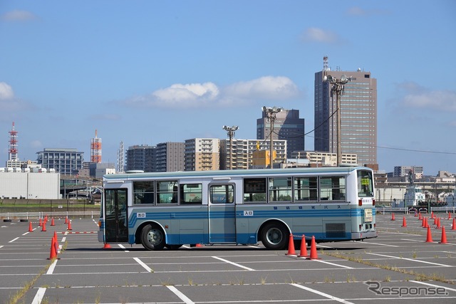 第1回湾岸バスフェスタ
