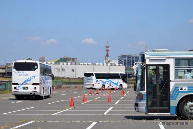 第1回湾岸バスフェスタ