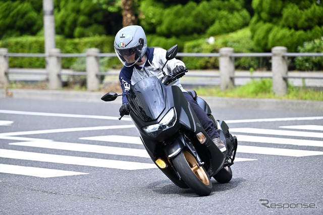 ヤマハ NMAX