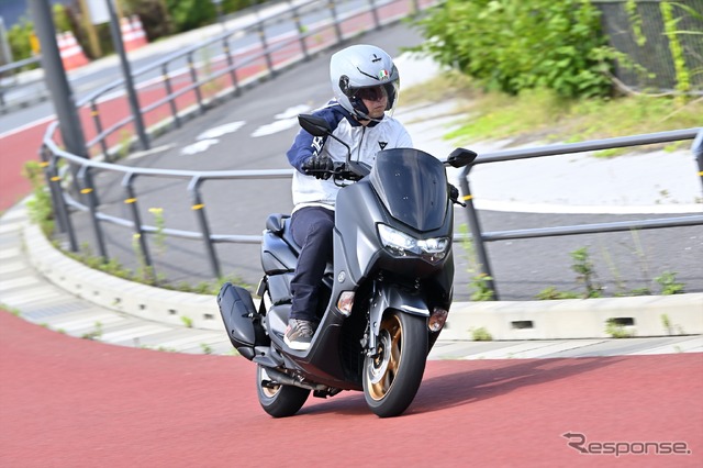 ヤマハ NMAX