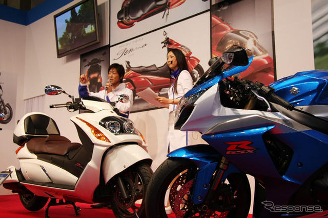 【東京モーターサイクルショー09】スズキ GSR400/ABS は9000回転からが…