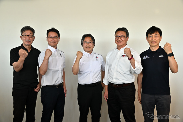 トヨタGAZOO Racing、スバルとの合同での参戦発表会見