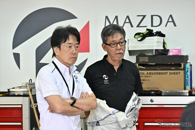 マツダ毛籠社長とチーム代表前田氏
