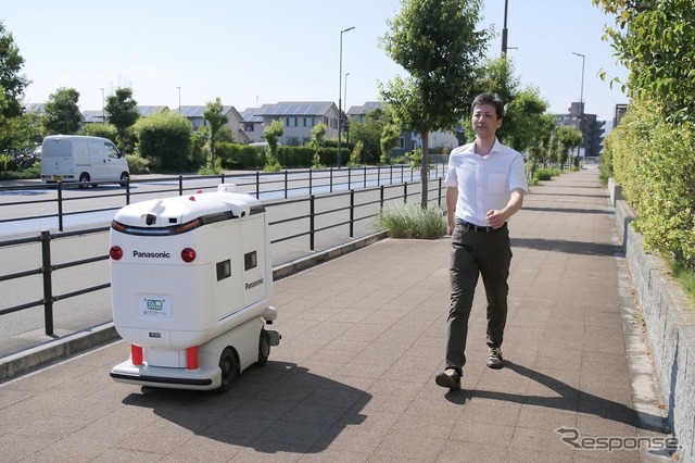 パナソニックの自動配送ロボット