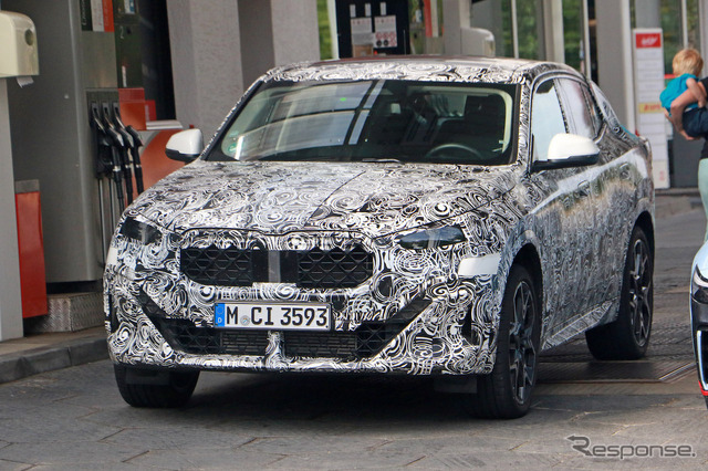 BMW X2 次期型プロトタイプ(スクープ写真)