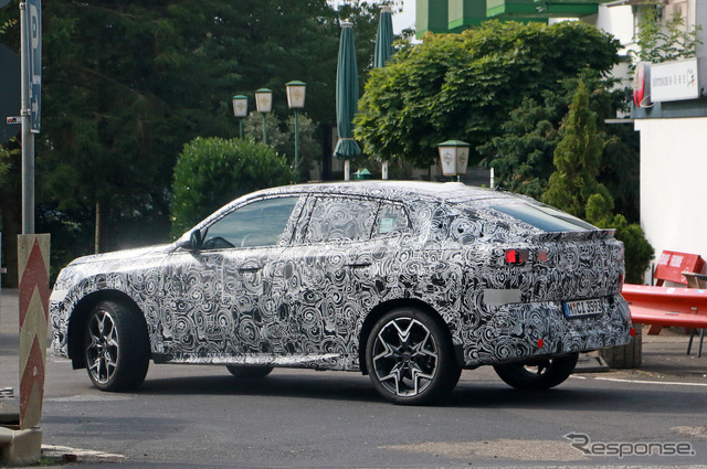 BMW X2 次期型プロトタイプ(スクープ写真)