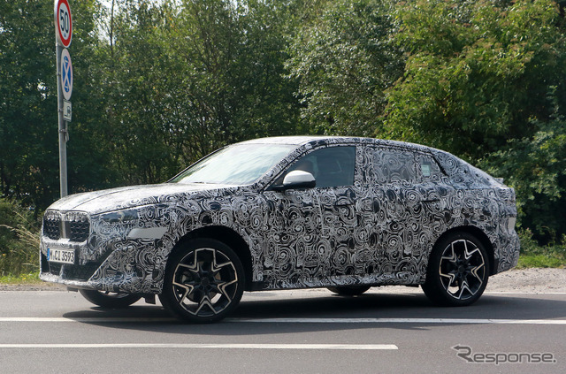 BMW X2 次期型プロトタイプ(スクープ写真)