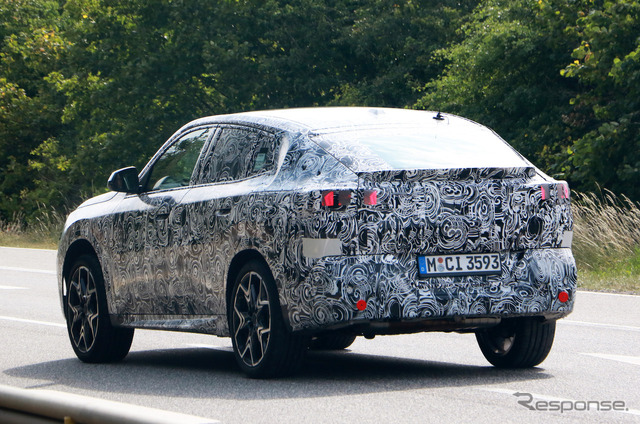 BMW X2 次期型プロトタイプ(スクープ写真)