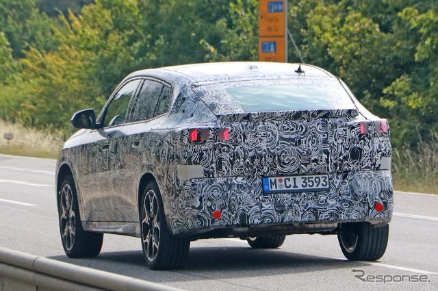 BMW X2 次期型プロトタイプ(スクープ写真)
