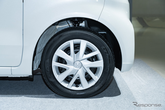 ホンダ N-BOX 新型(標準タイプ)