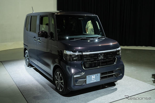 ホンダ N-BOX カスタム