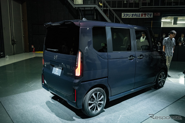 ホンダ N-BOX カスタム