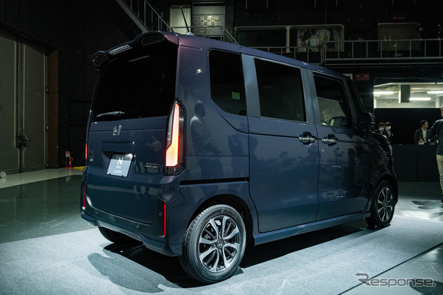 ホンダ N-BOX カスタム