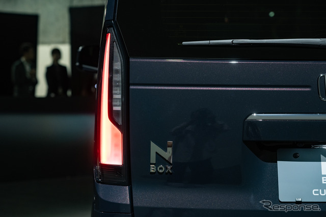 ホンダ N-BOX カスタム