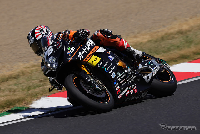 予選暫定5番手の#76 AutoRace Ube Racing Team(ハフィス・シャーリン/ダン・リンフィット/津田拓也)