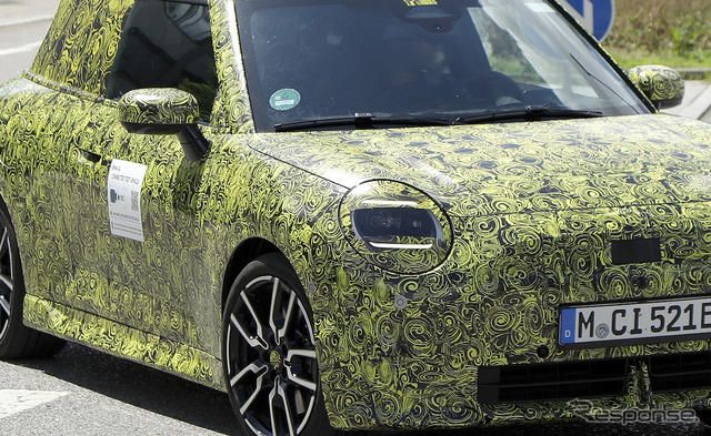 MINI E JCW プロトタイプ(スクープ写真)