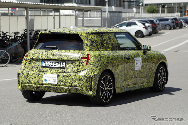 MINI E JCW プロトタイプ(スクープ写真)