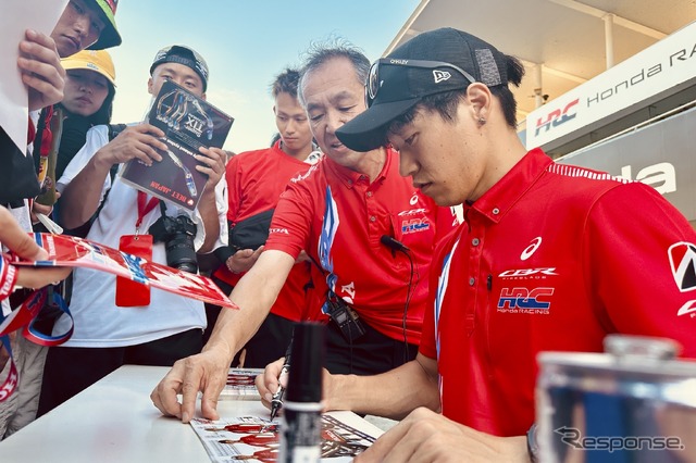 鈴鹿8耐 ピットウォーク