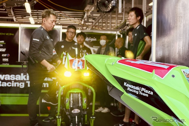 鈴鹿8耐 ピットウォーク