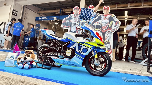 鈴鹿8耐 ピットウォーク