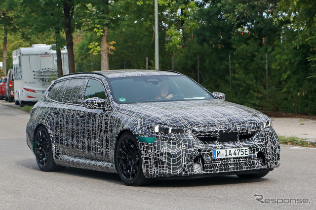 BMW M5 ツーリング プロトタイプ(スクープ写真)