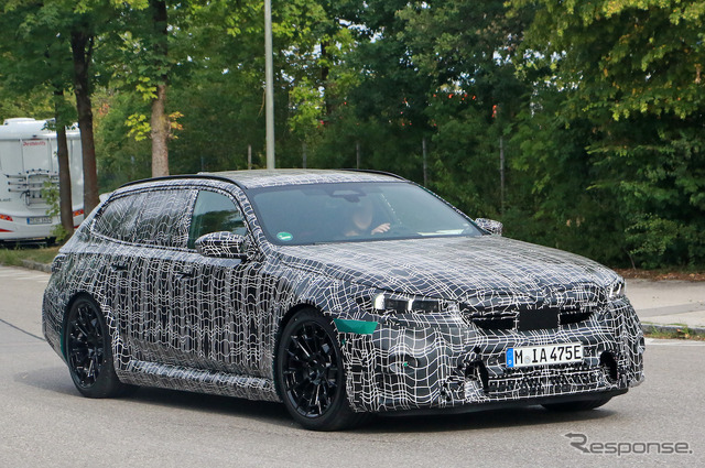 BMW M5 ツーリング プロトタイプ(スクープ写真)