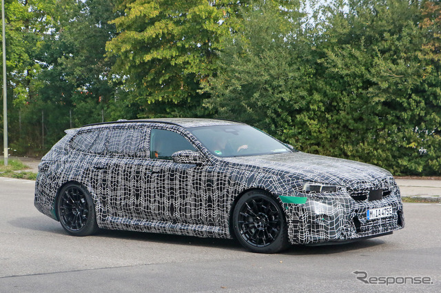 BMW M5 ツーリング プロトタイプ(スクープ写真)