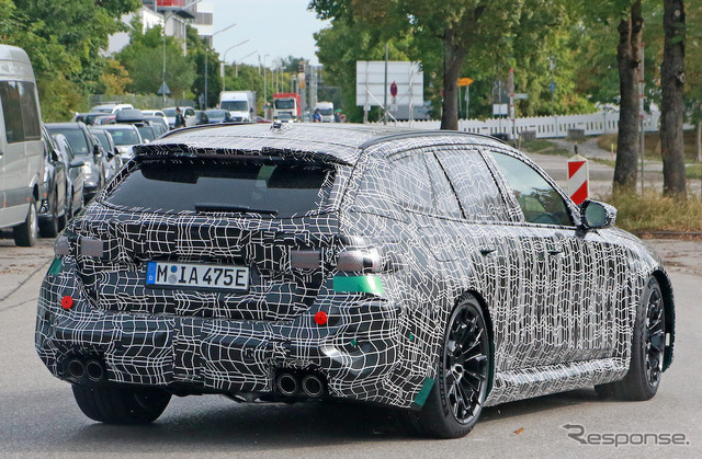 BMW M5 ツーリング プロトタイプ(スクープ写真)