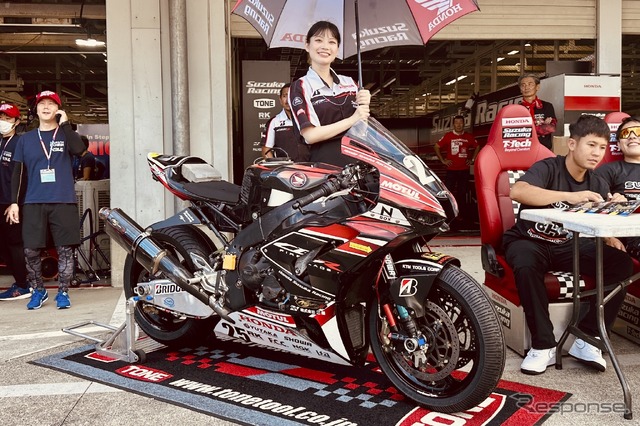 鈴鹿8耐 ピットウォーク