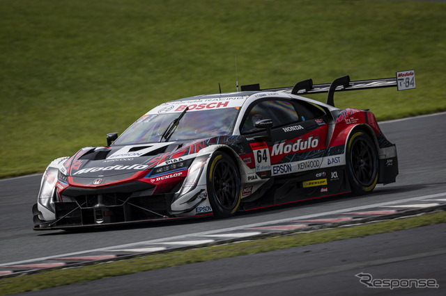 2位の#64 Modulo NSX-GT(伊沢拓也/太田格之進)