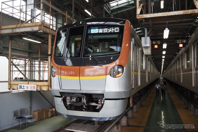 東京メトロ和光車両基地&昭和鉄道高校探訪ツアー:17000系の行き先表示が、営業線では見られないMマーク+東京メトロの文字
